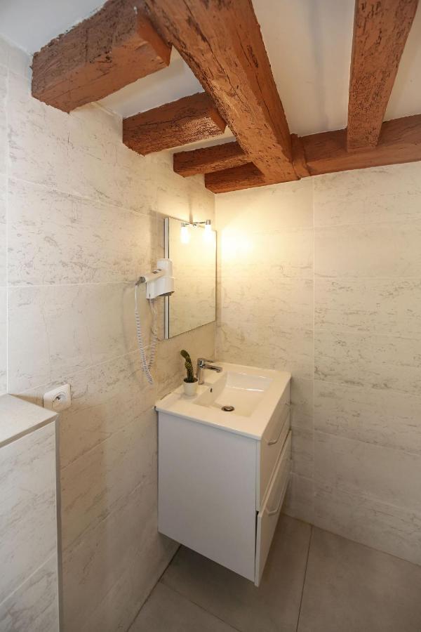 Studio Fonctionnel A Deux Pas Du Musee Grevin - 2P Apartment Paris Exterior foto
